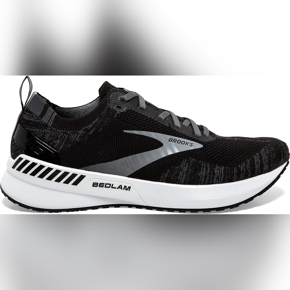 New cond Brooks Bedlam3 womens size 9 medium New/like new ships fast